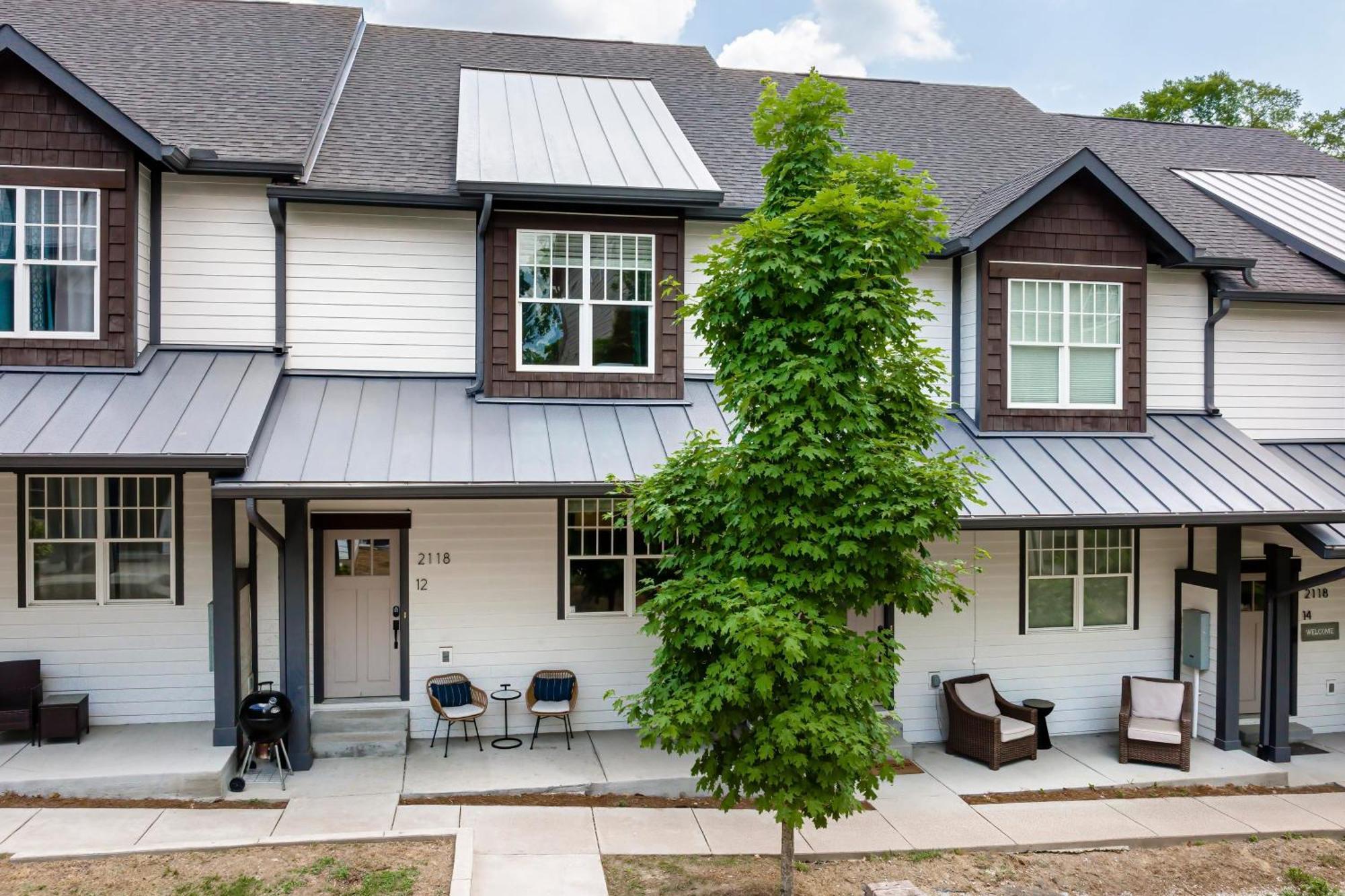 Waverly By Avantstay Nashville-Inspired Townhome W Luxury Kitchen Pool Table Exterior photo